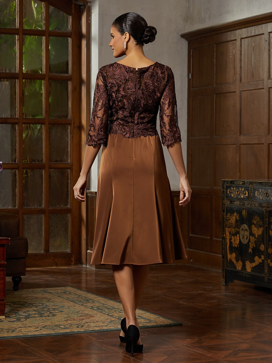 Brown Lace Trumpet Midi Dress