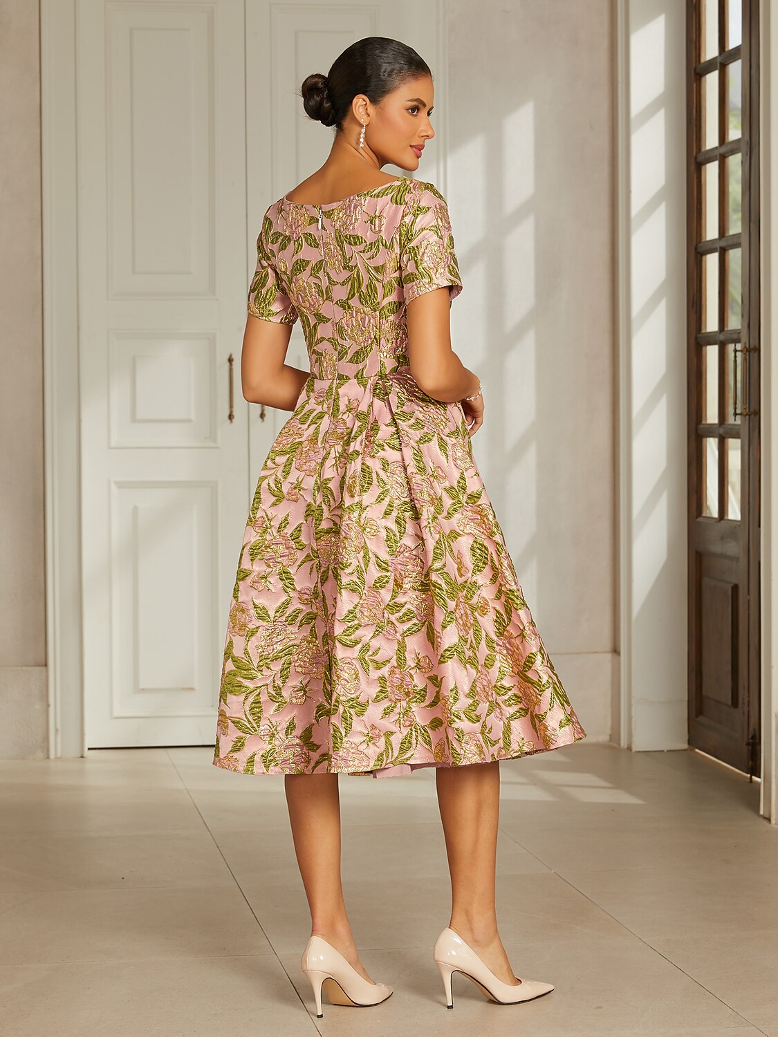 Pink Floral Jacquard Pleated Midi Dress